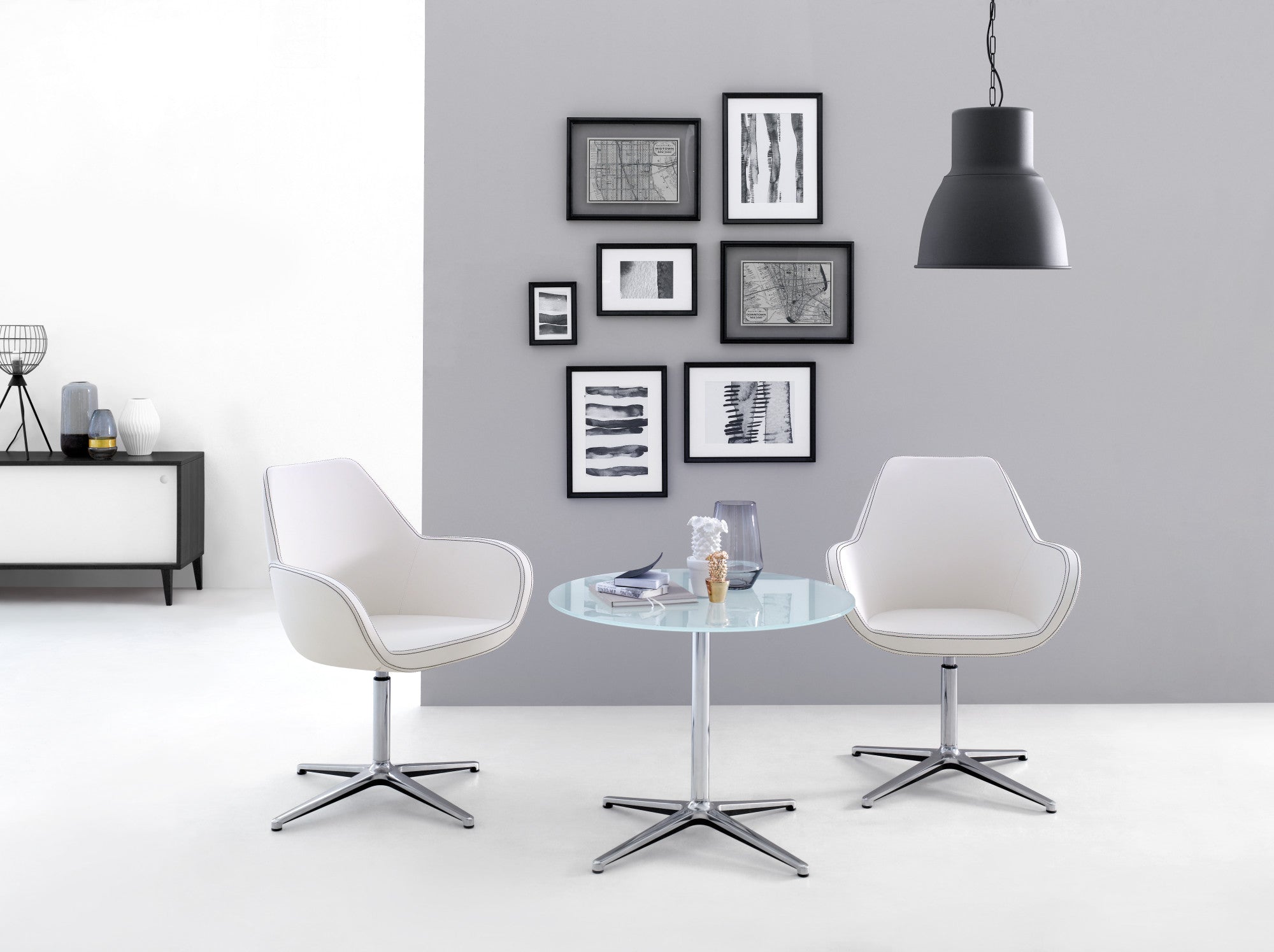 Fan Swivel Armchair with 4-star Base - Model 10F