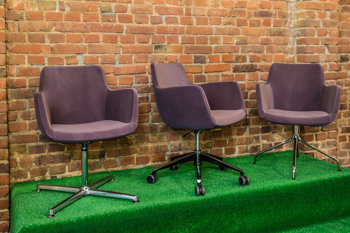 Zoe Moodlii - Armchair