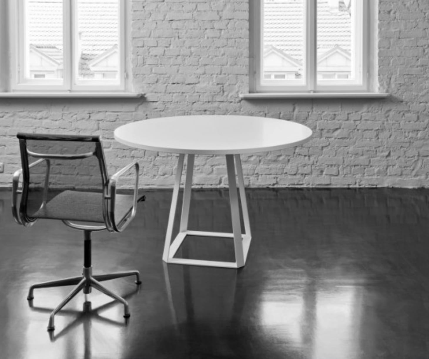 H2 - Table Round