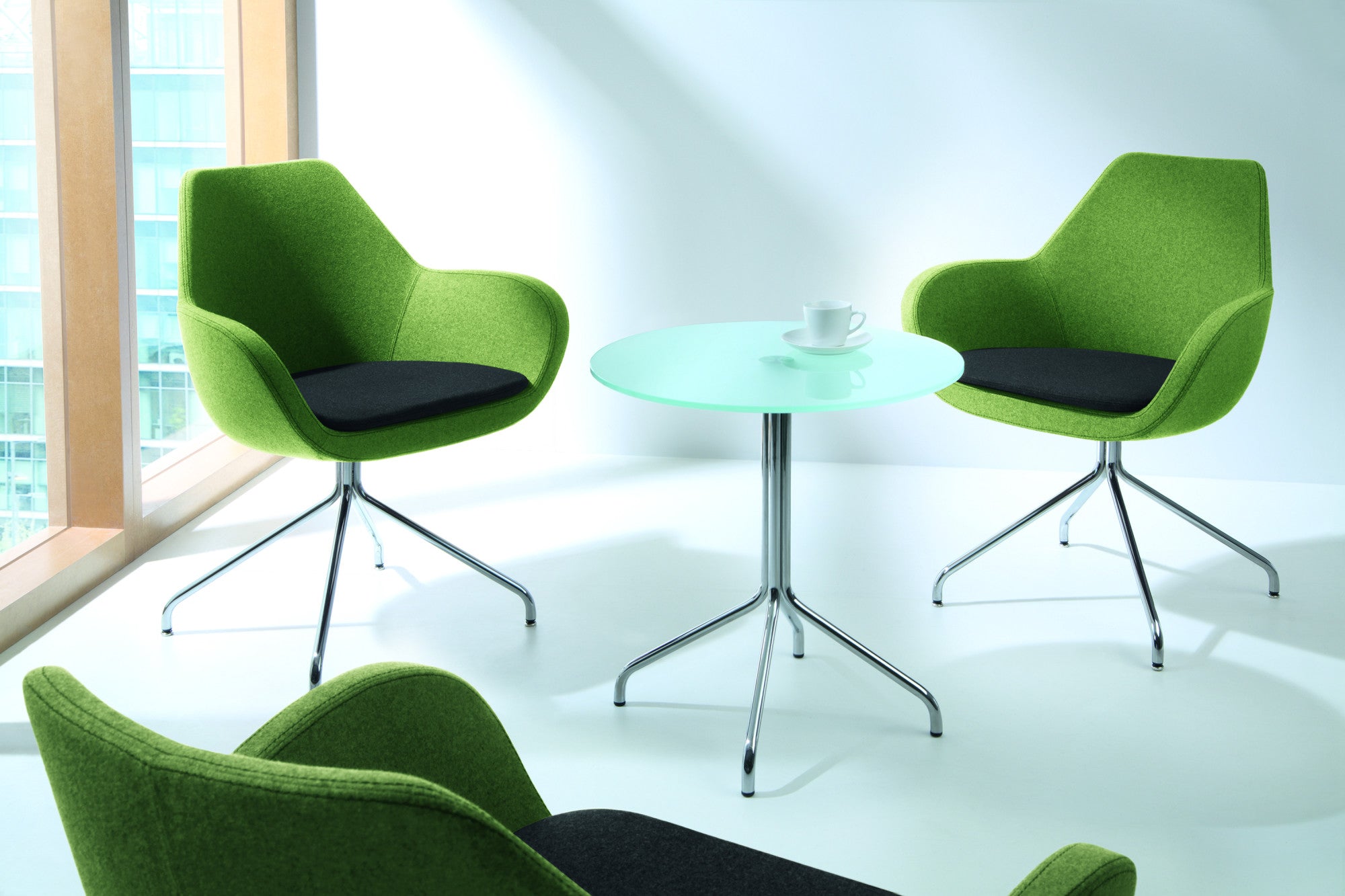 Multipurpose Tables Low Round Table, Metal Legs - Model SH40