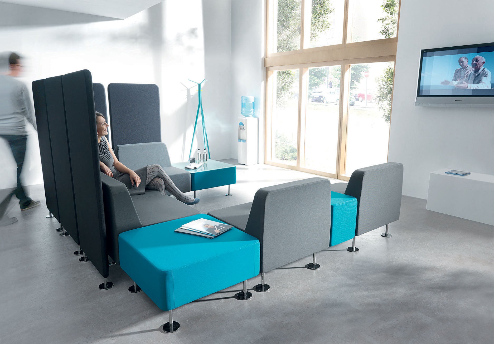 Wall In Pouffe - Model 10