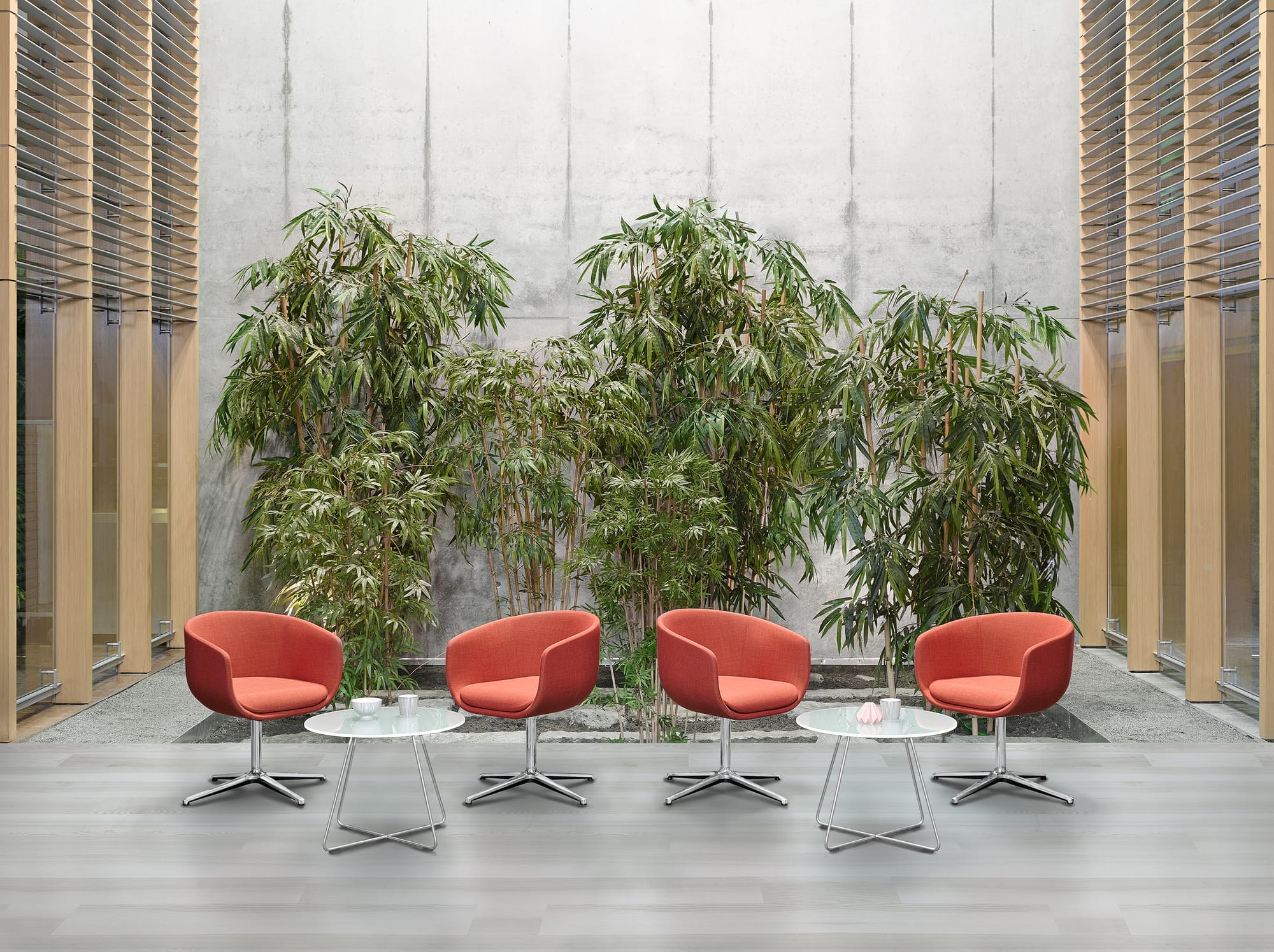 Nu Swivel 4-Star Base Armchair - Model 20F